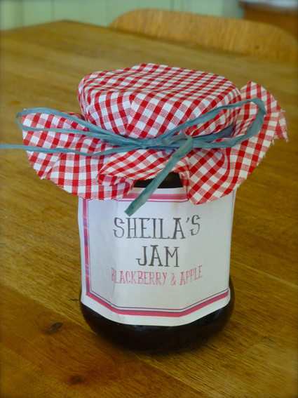 Homemade jam gift small