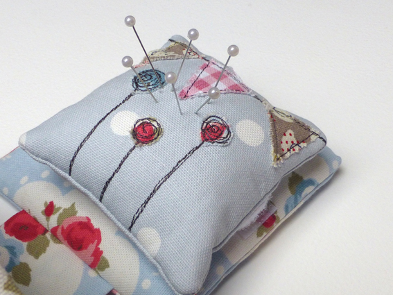 Pincushion thread catcher - 03
