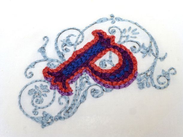 Embroidered monogrammed napkins4