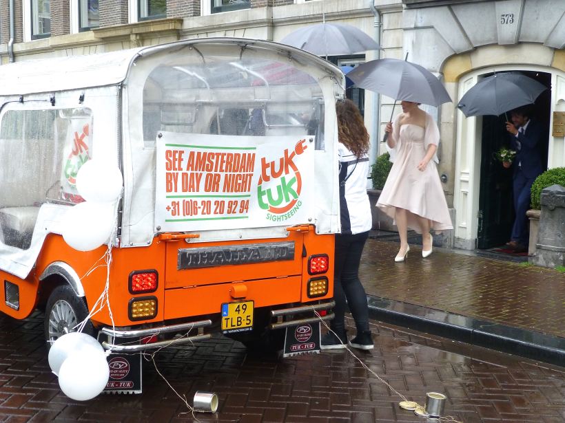 wedding tuk tuk