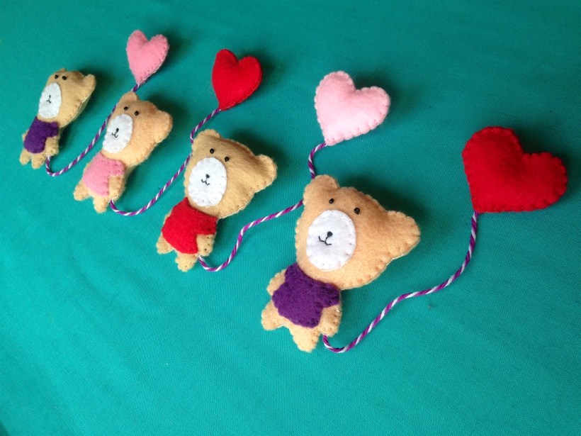 felt bear brooches