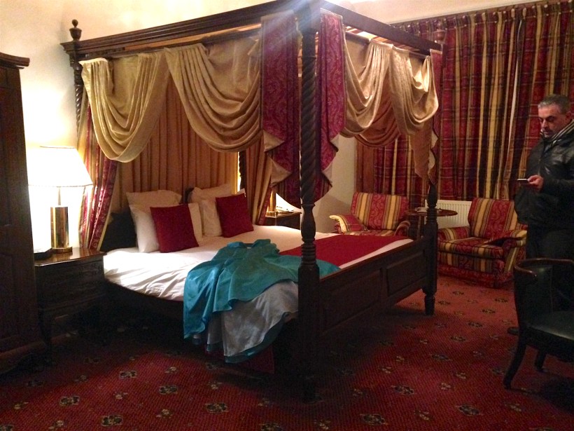 Four Poster