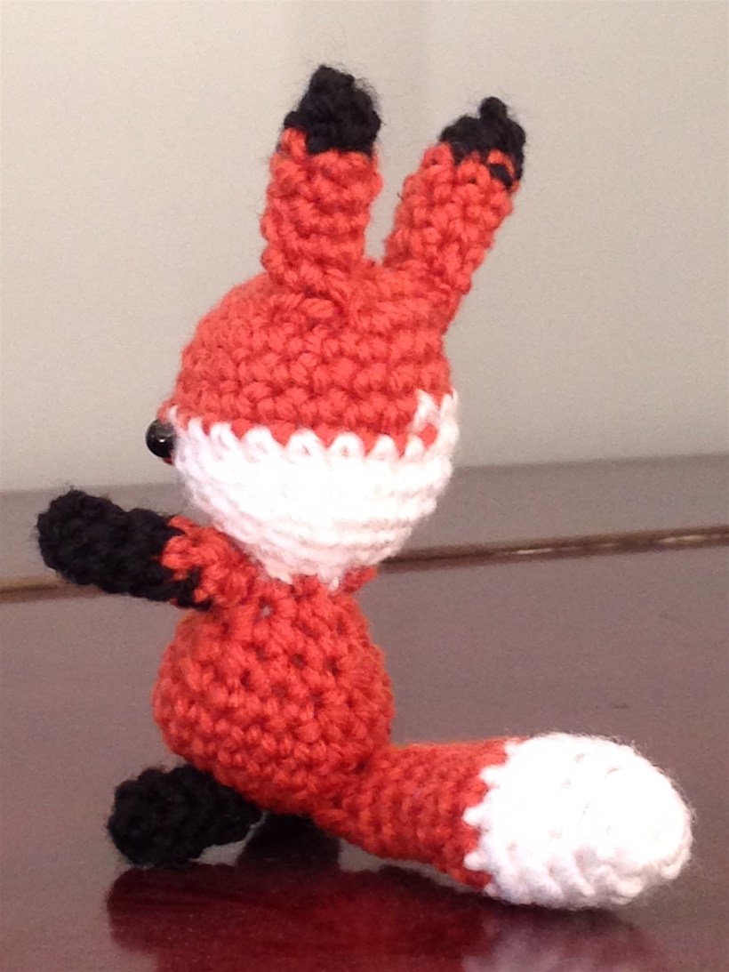 crochet fox back