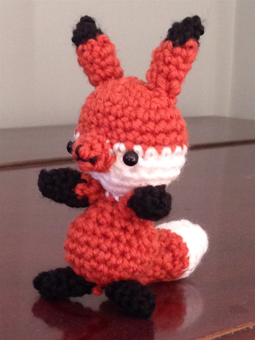 crochet fox front