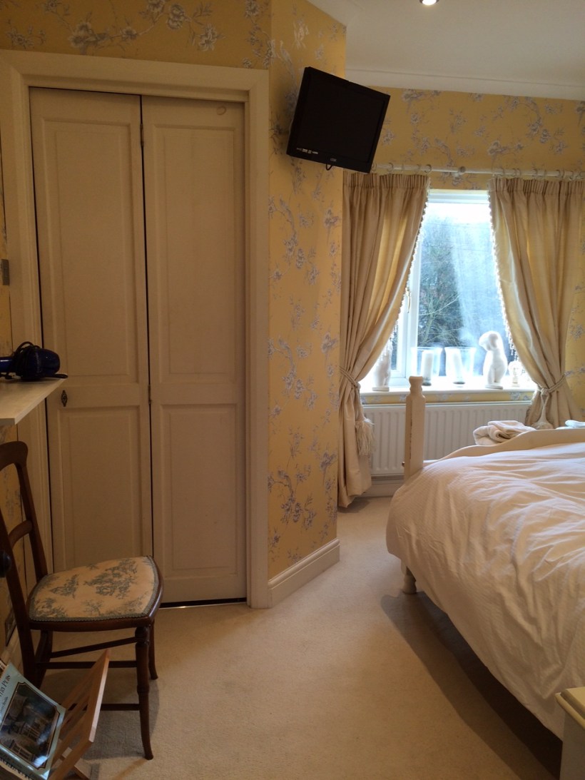 guest bedroom makeover16