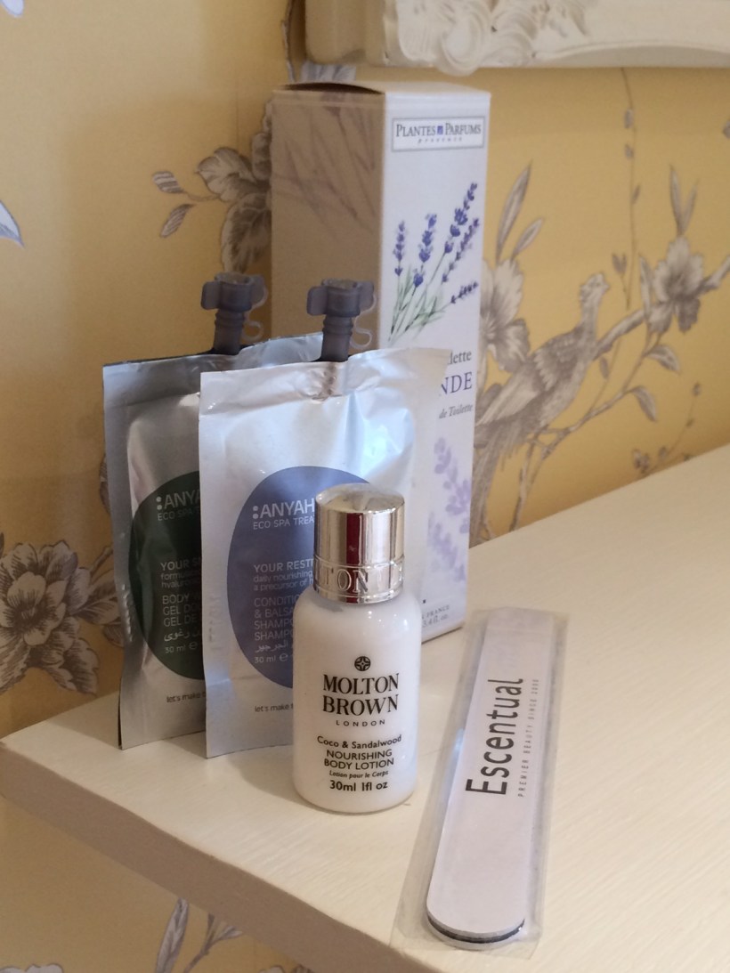 guest bedroom makeover17