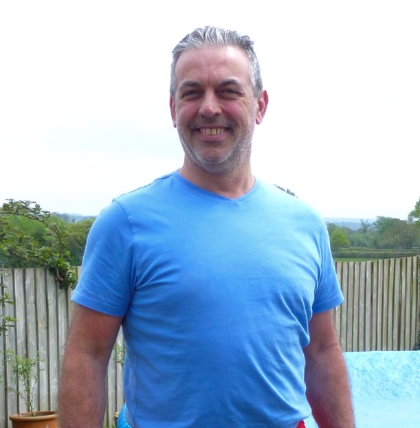 happy with red shorts